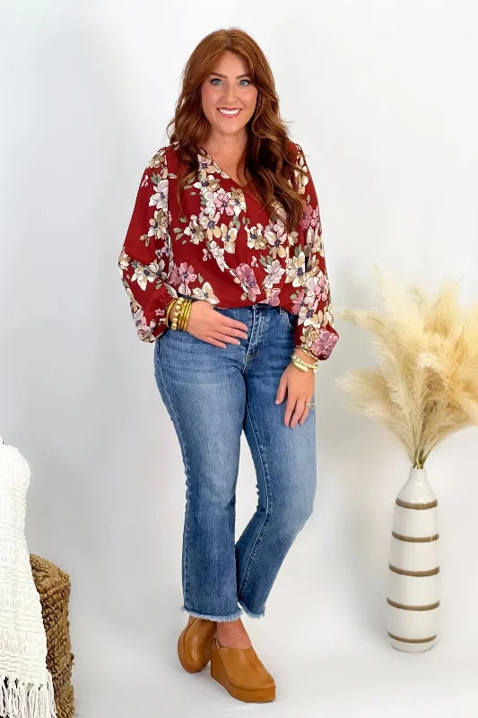 Women's Date Night Outfit Burgundy Floral V-Neck Long Sleeve Top